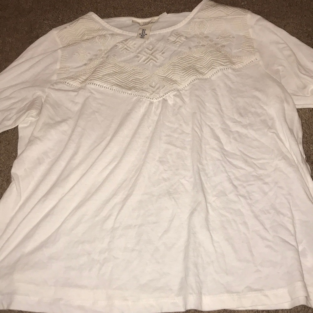 cute white long sleeve shirt